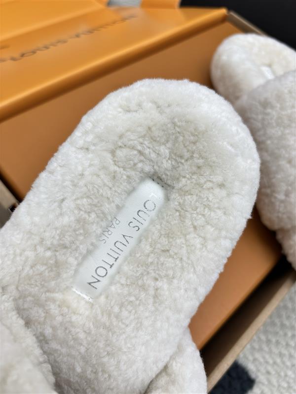 20251128184533669 300